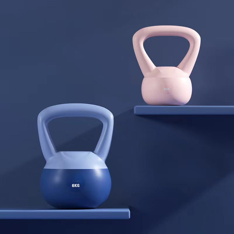 Frauen Fitness Kettlebell